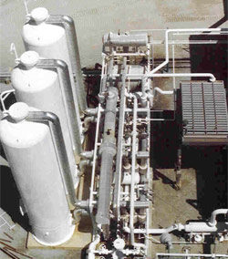 Liquid Natural Gas (LNG) Feed Purification